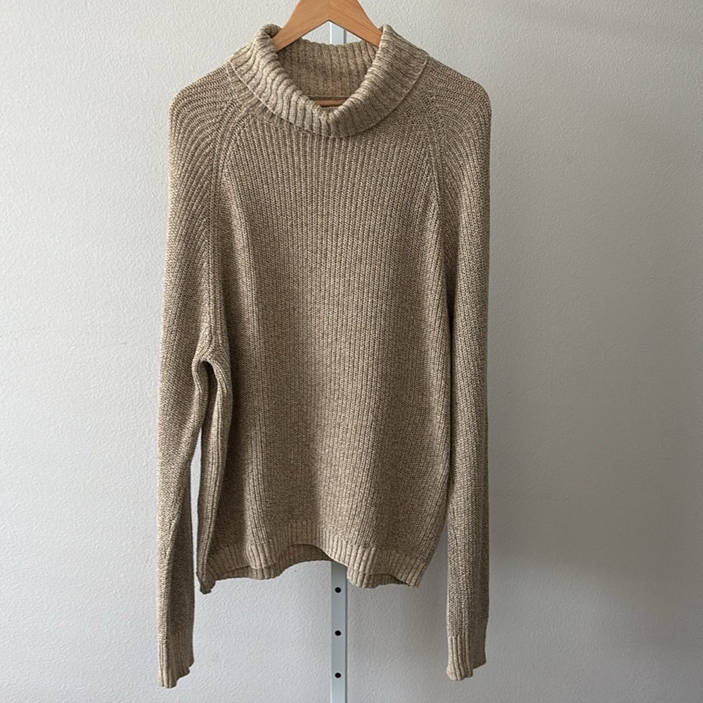Urban Outfitters Sweater Mens L Beige Turtleneck Quiet Luxury Cottagecore Preppy - Picture 3 of 14